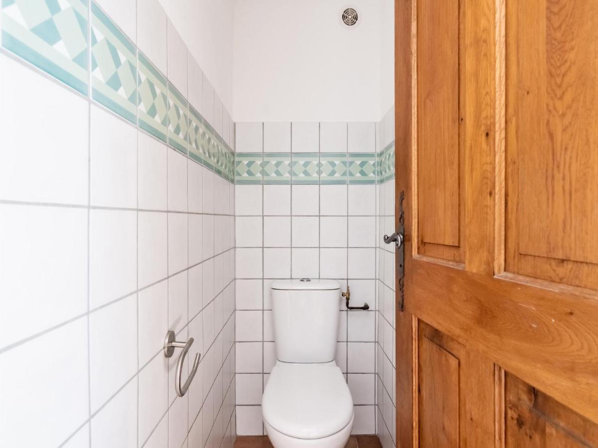 Classy Holiday Home In Les Vans With Pool Chambonas エクステリア 写真